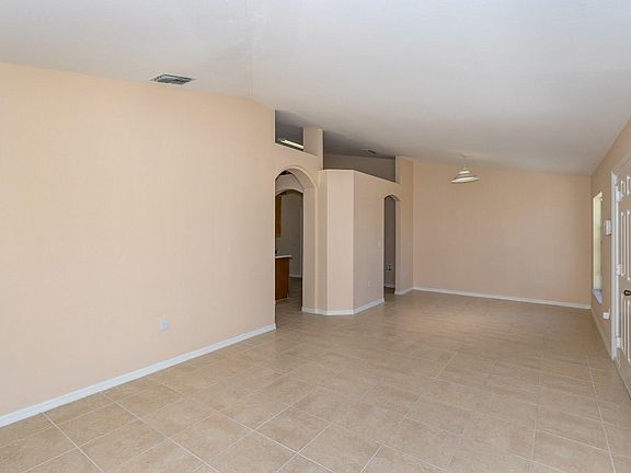 5th image of 820 Adeline Ave