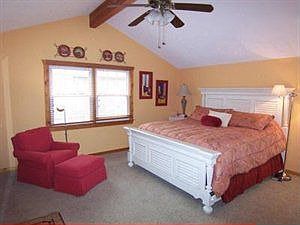 3rd image of 5865 E Gordon Shore Dr