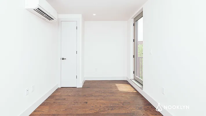 Rented by Nooklyn NYC LLC | media 25