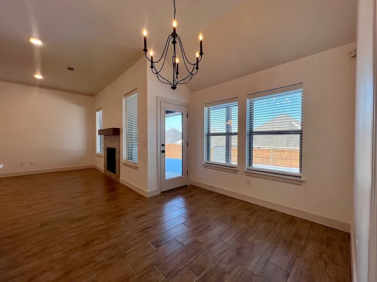 9333 SW 42nd St — Photo 15
