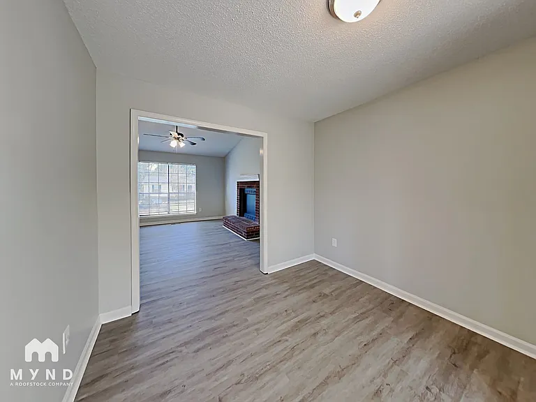 2708 Laburnum Dr — Photo 8