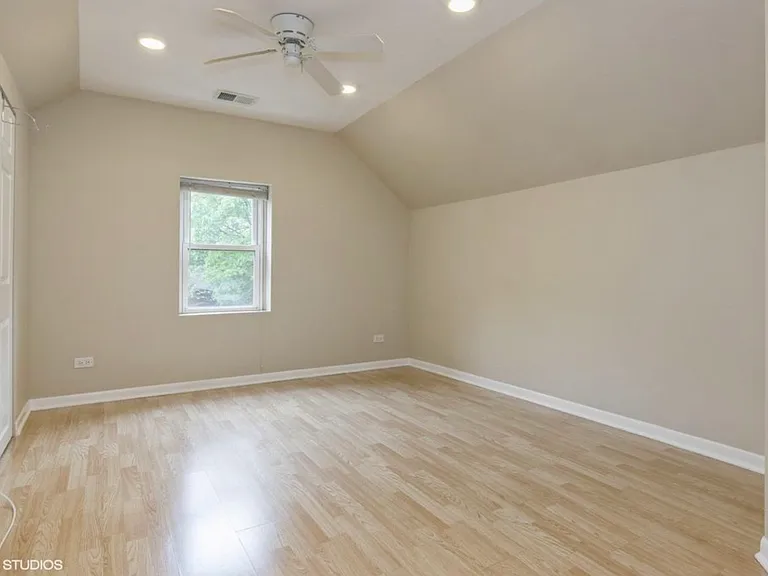 1840 W Huron St #2 — Photo 11