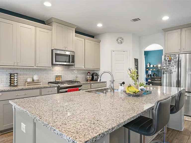 14001 Arbor Hill Cv — Photo 11
