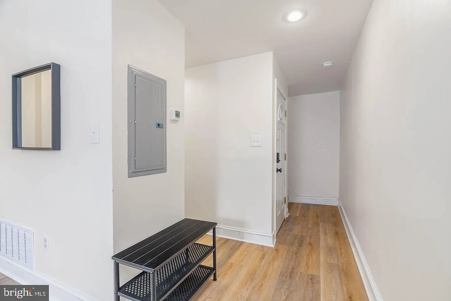 2 bed, 1.5 bath, 1000 sqft, $2,250 — Photo 4