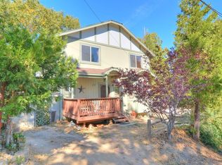 440 Davos Dr, Crestline, CA 92325