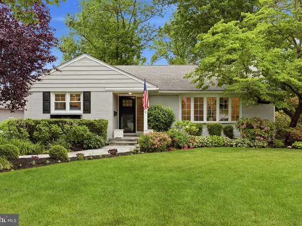 619 N Edge Park Dr, Haddonfield, NJ 08033
