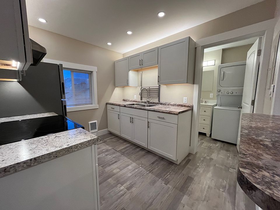 1st image of 1015 Stephens Ave #103