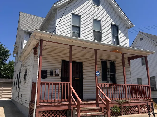 1529 E 32nd St Unit 1, Cleveland, OH 44114
