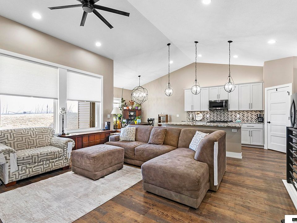 6056 Las Verdes Ln, Lincoln, NE 68523 | Zillow