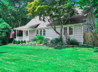 353 S Country Road, Brookhaven, NY 11719