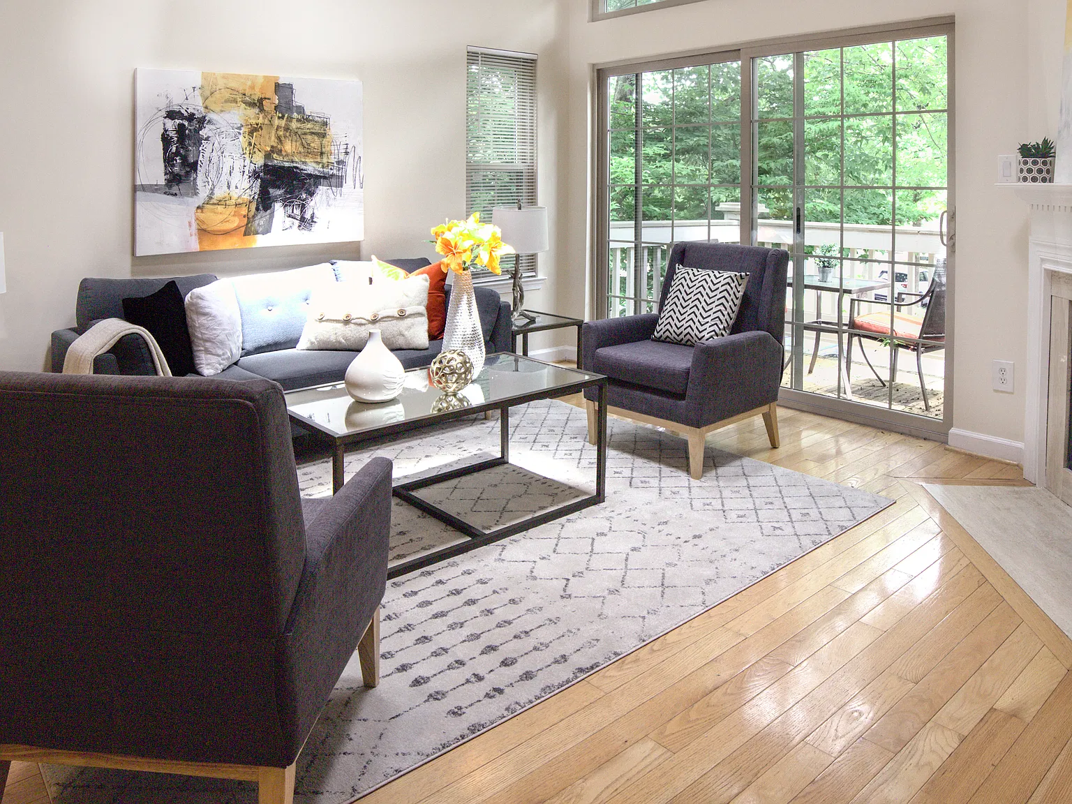 2 bed, 1278 sqft, $2,950 — Photo 3