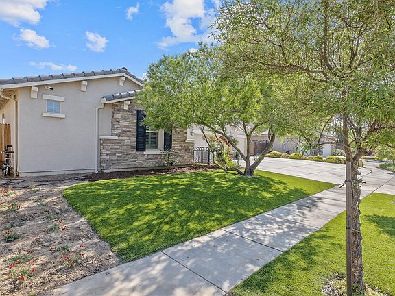 5th image of 958 W Quail Rock Way