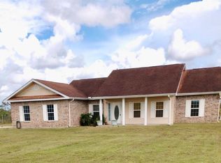 23750 Vincent Rd, Winnie, TX 77665