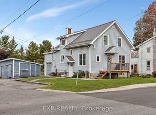 11505 Queen St W, North Dundas, ON K0C 1H0