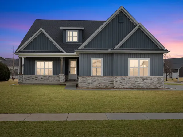 1108 Glen Abbey Dr, Champaign, IL 61822