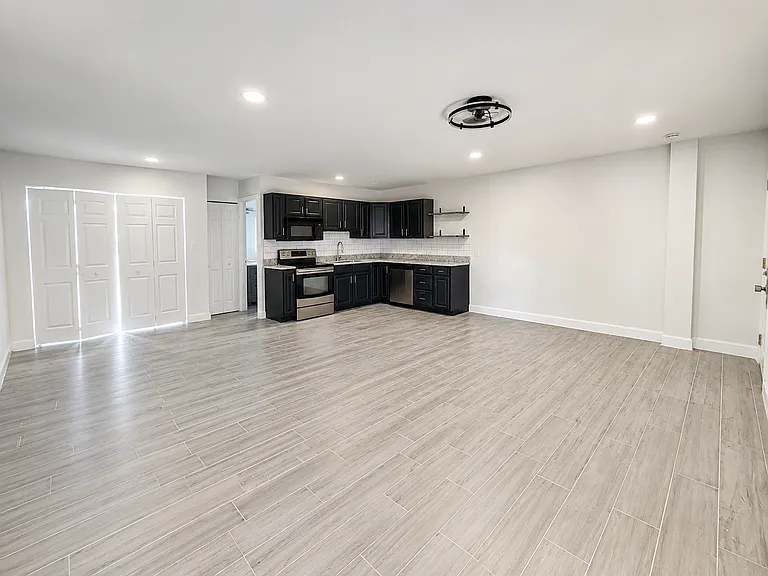 4336 Maygog Rd — Photo 3