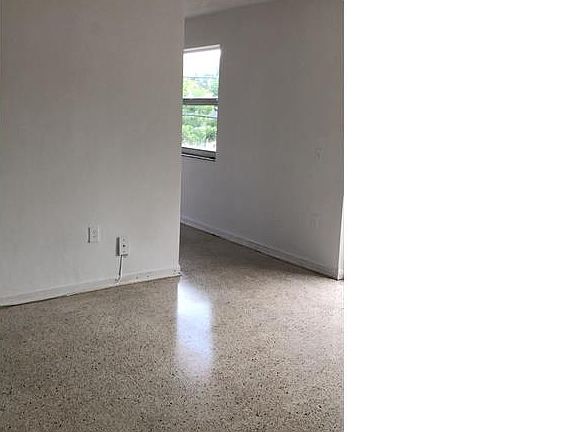 2nd image of 528 NW 11th Ave #3