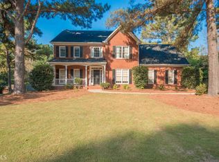 120 Lakemont Cir, Fayetteville, GA 30215