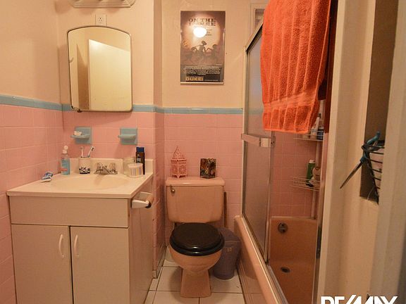 3rd image of 2219 41st St