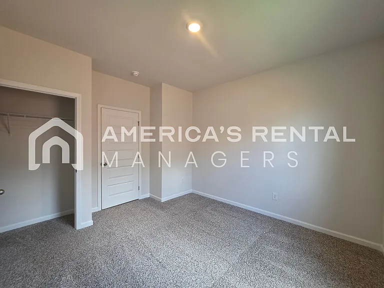 177 Keller Dr — Photo 27