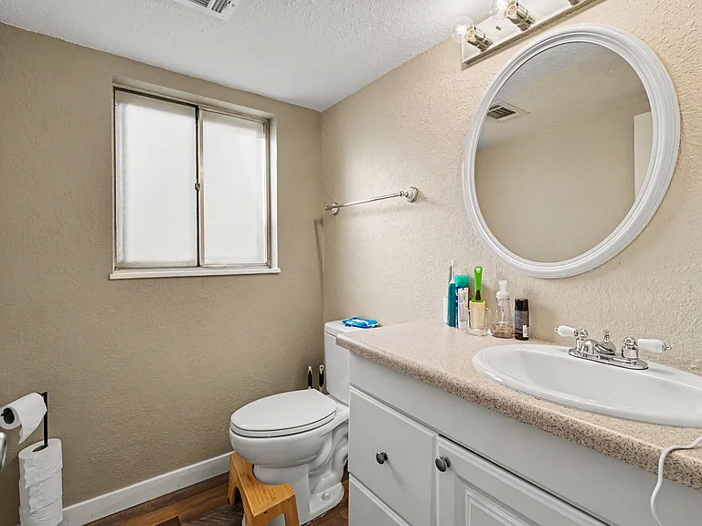 1310 Brookfield Dr — Photo 19