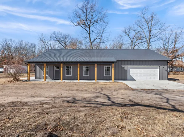10842 N 1000 W, Demotte, IN 46310