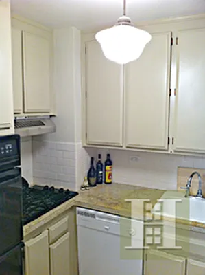 Rented by Halstead Real Estate | media 6