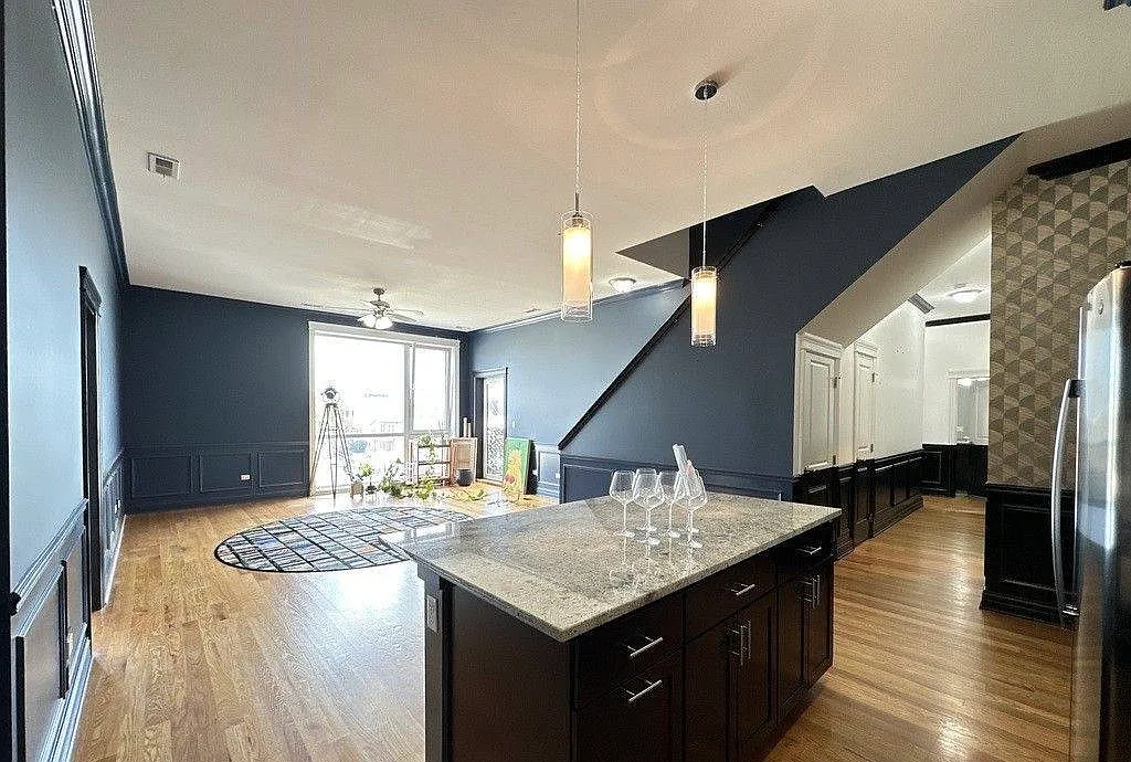 3 bed, $2,900 — Photo 3