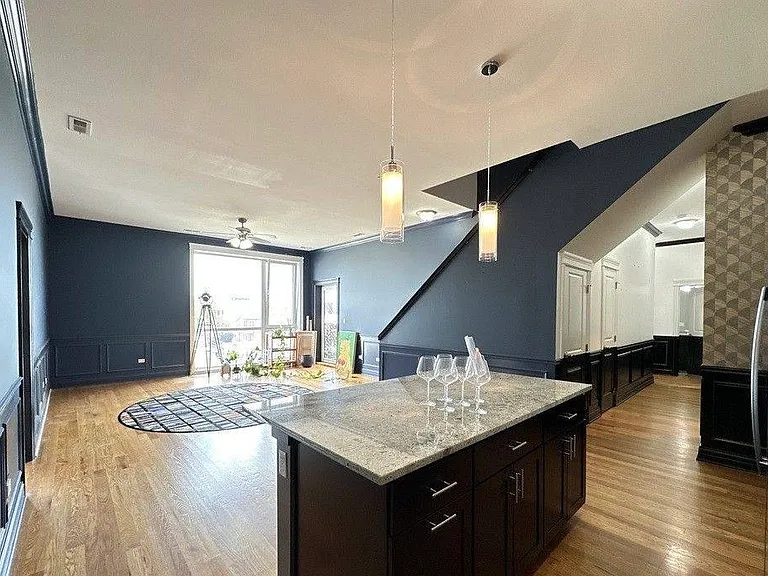 8622 102nd St #1 — Photo 3