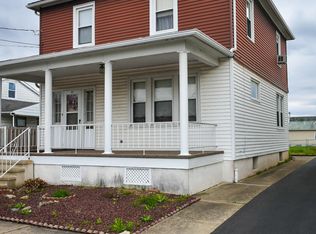 48 Saint John St, Plains, PA 18705