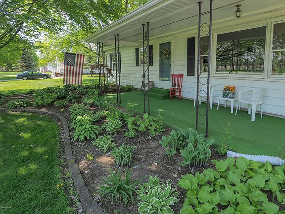 69040 White School Rd -103