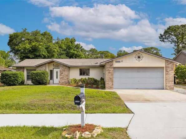 2707 Balkan St, Apopka, FL 32703