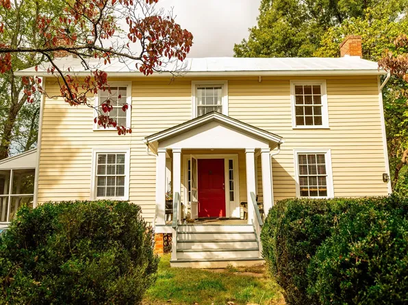 449 Buck Mountain Rd, Earlysville, VA 22936