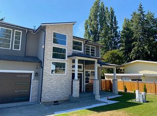 433 156th Ave SE, Bellevue, WA 98007