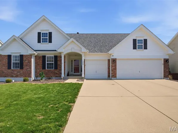 1208 Waldman Ct, O Fallon, IL 62269