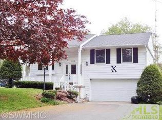 1024 Burr Oak St, Albion, MI