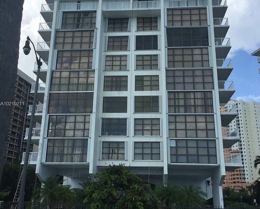 1st image of 1440 Brickell Bay Dr APT 205