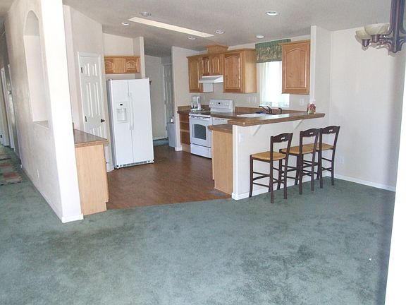 5th image of 1308 E Country Club Blvd