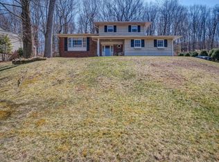 54 Joyce Dr, Succasunna, NJ 07876