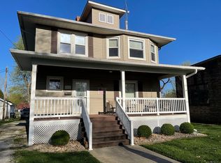 902 N Chestnut St, Litchfield, IL 62056