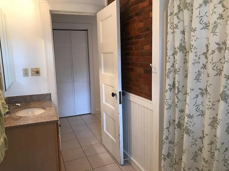 139 Phila St #1 — Photo 16