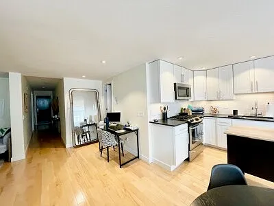 24 Fleet St #1 — Photo 3
