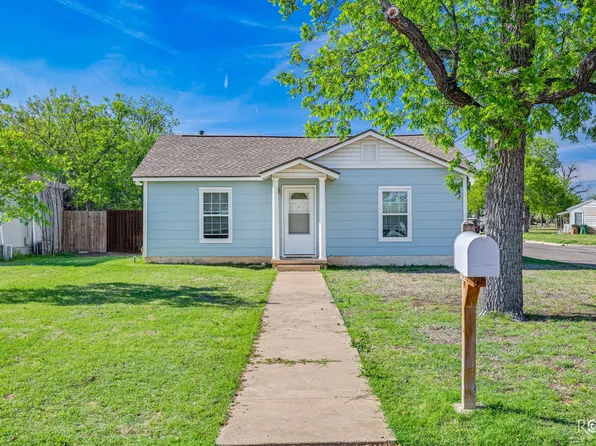 2102 Carlton Way, San Angelo, TX 76901