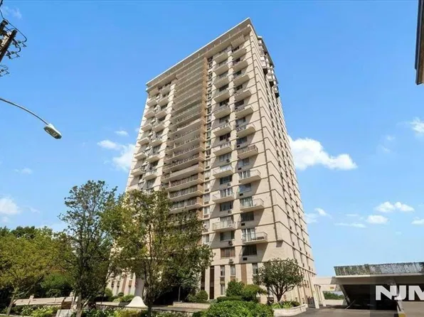 160 Overlook Avenue #6F, Hackensack, NJ 07601