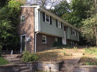 208 Willett Rd, Glenshaw, PA 15116