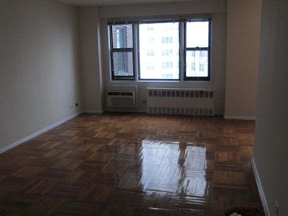 3rd image of 12360 83rd Ave APT 12T