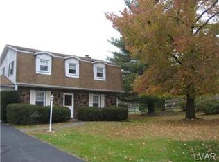 1976 Robin Ct, Bethlehem, PA 18015