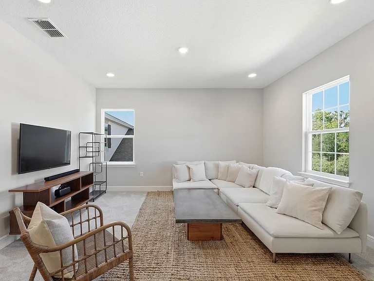 729 Brackenberry St — Photo 19