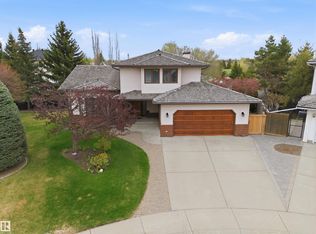 21 Newport Dr, Strathcona County, AB T8A 5L3