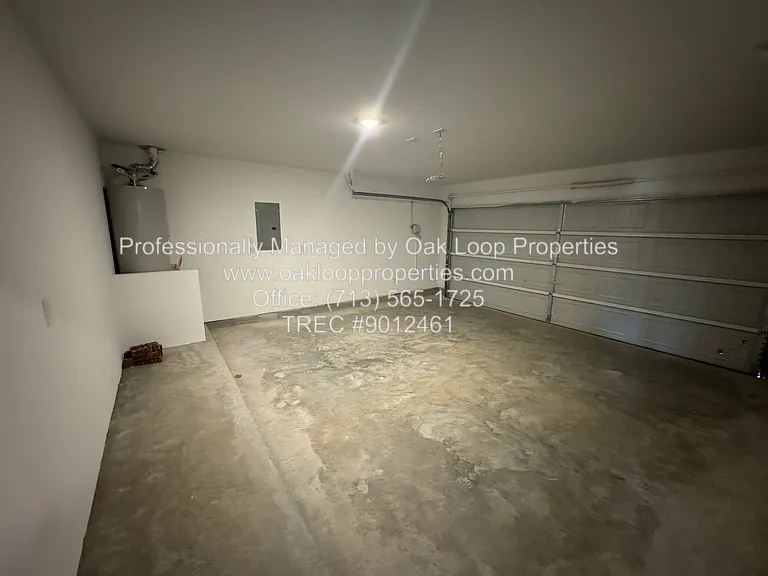 18635 Gravago Ln — Photo 24